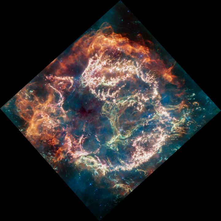 A Dead Star’s Iron Is Still Falling on Earth. We Found the Proof in Antarctic Ice.